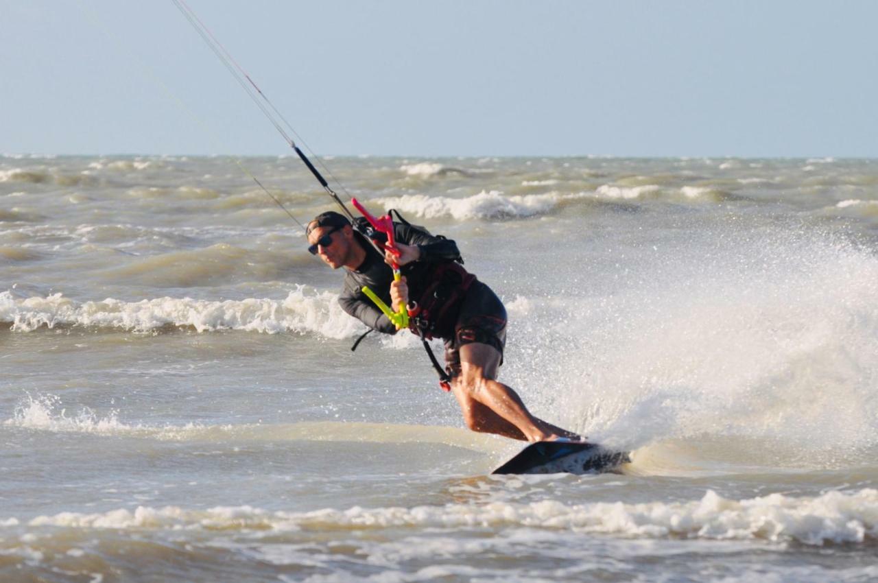 Pousada Ventos Do Guajiru-Casa De Kitesurfistas Itarema Kültér fotó